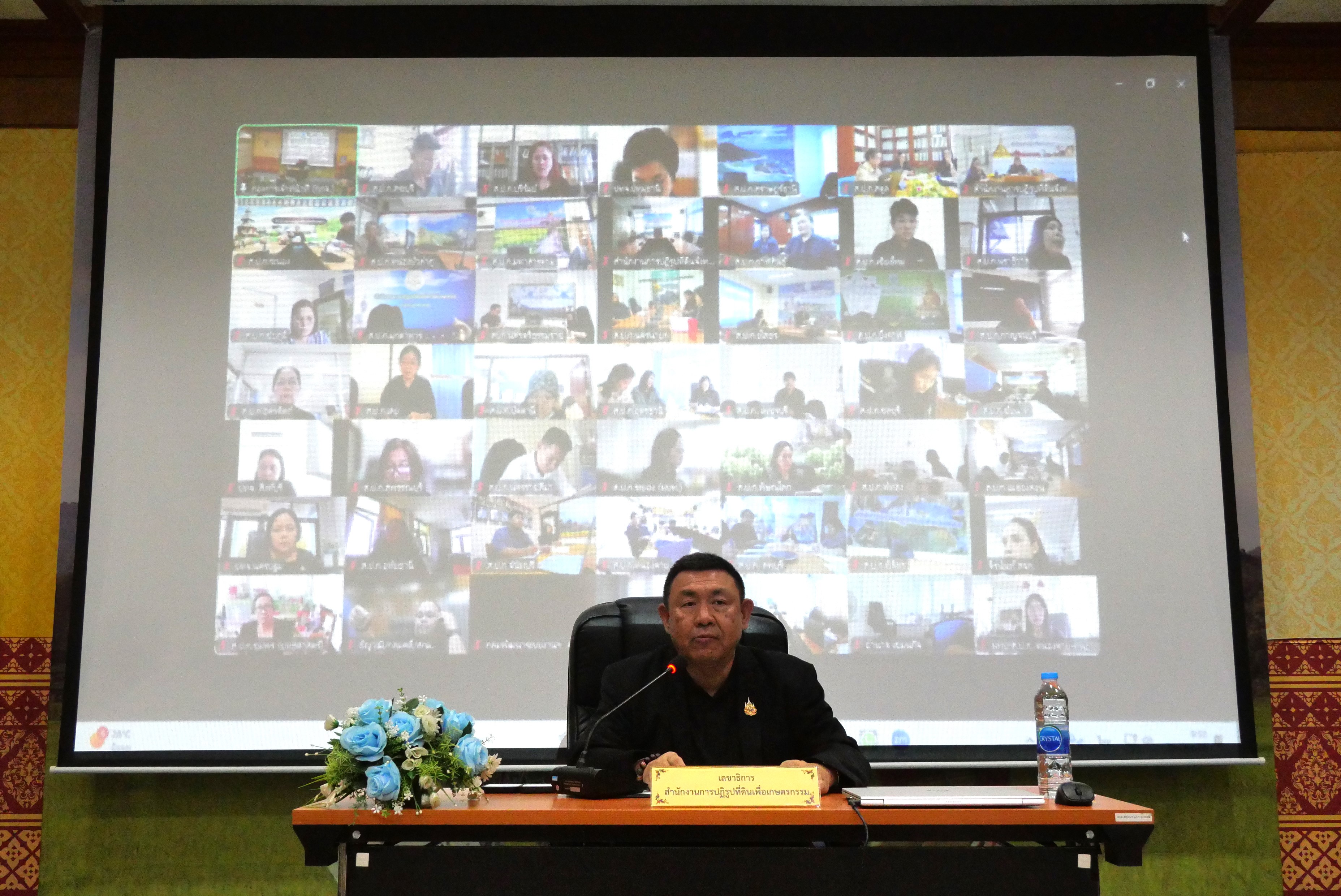 title - เลขาธิการ ส.ป.ก. เปิดการประชุม “สร้างความเข้าใจในการดำเนินโครงการและให้คำชี้แจงเกี่ยวกับการรวบรวม การเก็บข้อมูลเพื่อ ใช้ในการจัดทำแผนกำหนดตำแหน่ง เพื่อปรับปรุงการกำหนดตำแหน่งเป็นระดับสูงขึ้น ของ ส.ป.ก.”